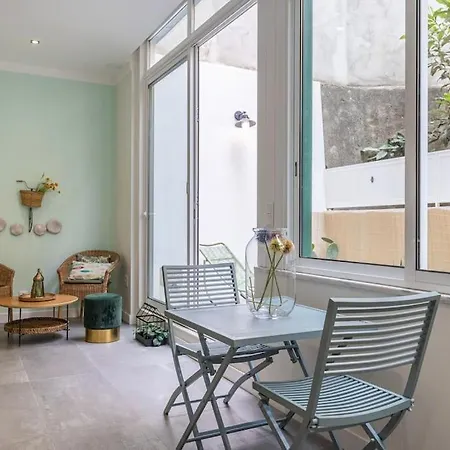 Cactus Terrace And Liberdade - By Feeling * Lissabon